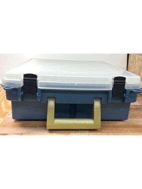 Akro-Mils Plastic Organizer Clear Lid And Blue Base - Dividers Included